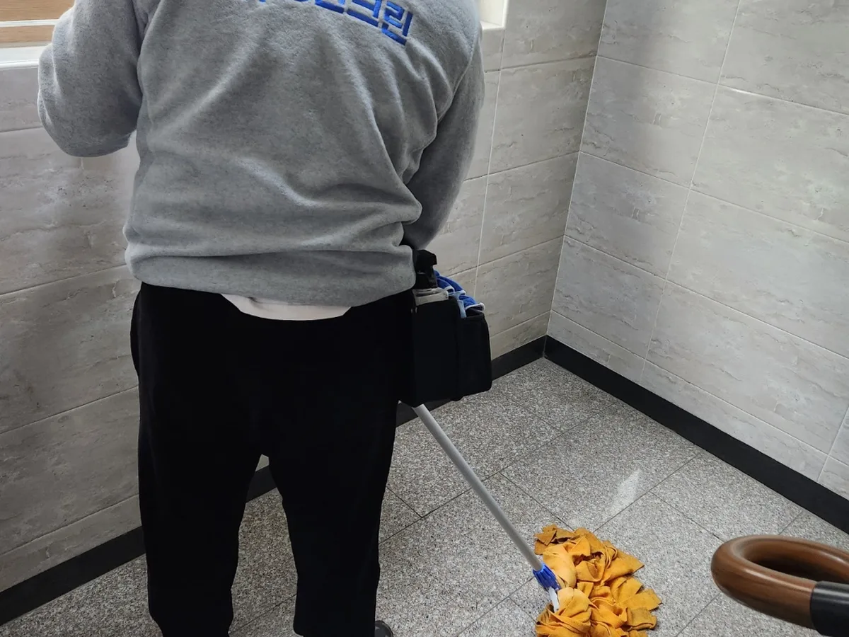 북구 각화동 가정 복도·대기 동선 야간 위생청소 사례 - 행진크린